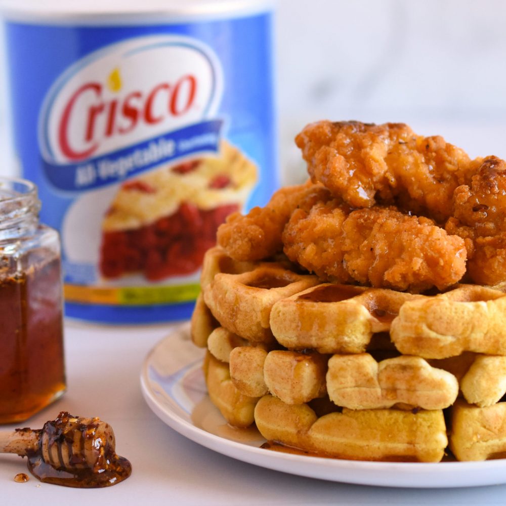 Crisco Chicken and Waffles with Hot Honey Sauce (8) Crisco Chicken and Waffles with Hot Honey Sauce (8)