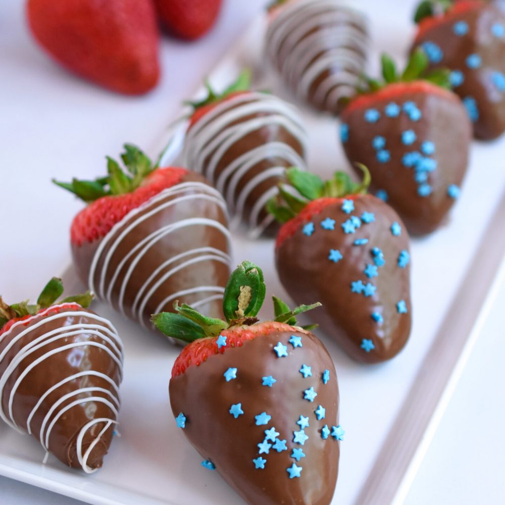 Crisco Chocolate Dipped Strawberries (1) Crisco Chocolate Dipped Strawberries (1)